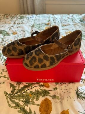 NWT Blowfish Malibu Leopard Print Mary Jane Flats - Size 9 - Vegan